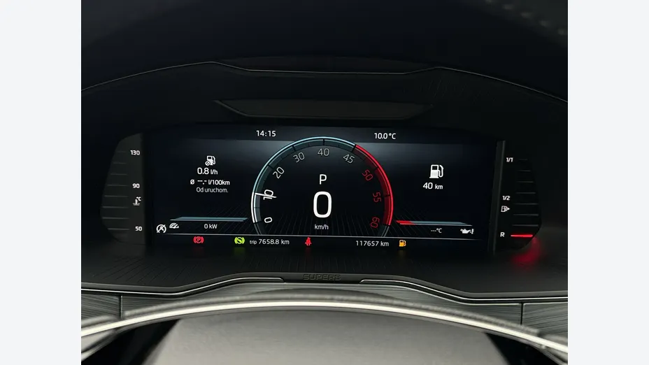 SKODA Superb -