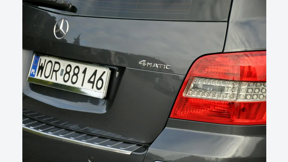 MERCEDES-BENZ GLK -