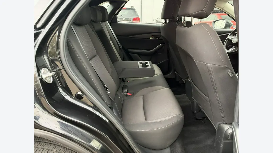 MAZDA CX-30 -