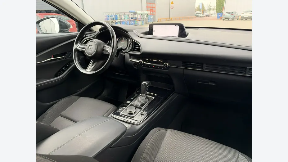 MAZDA CX-30 -