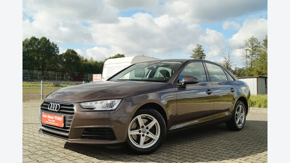AUDI A4 -
