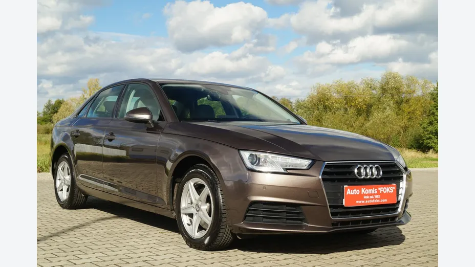AUDI A4 -
