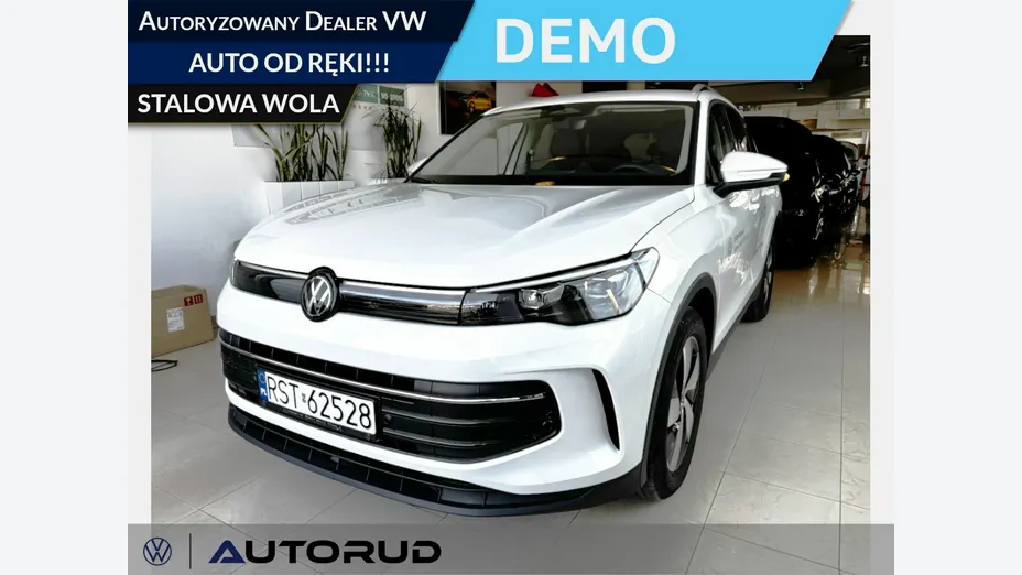 VOLKSWAGEN Tiguan -