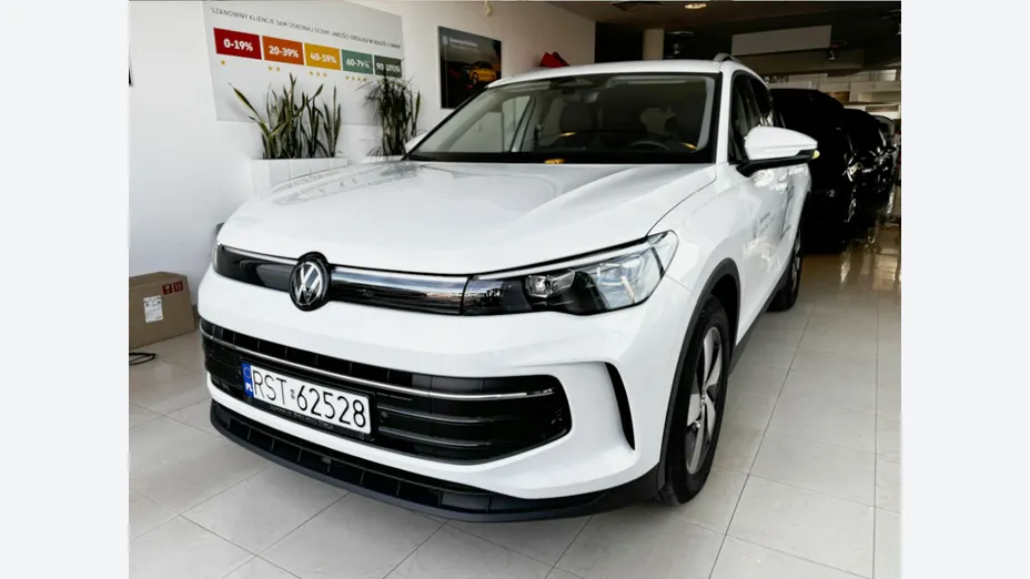 VOLKSWAGEN Tiguan -
