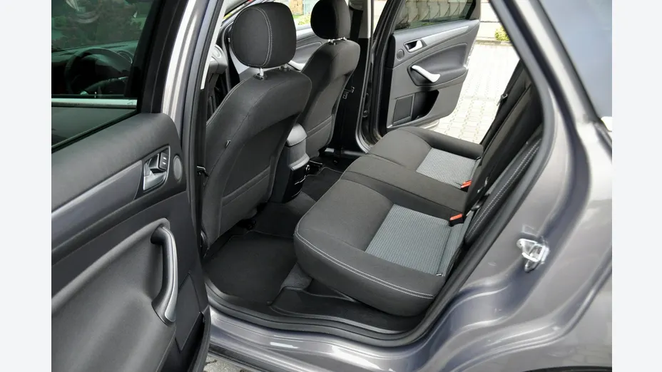 FORD Mondeo -