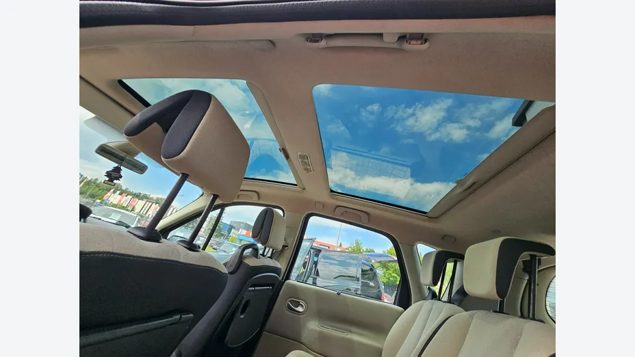 RENAULT Scenic -