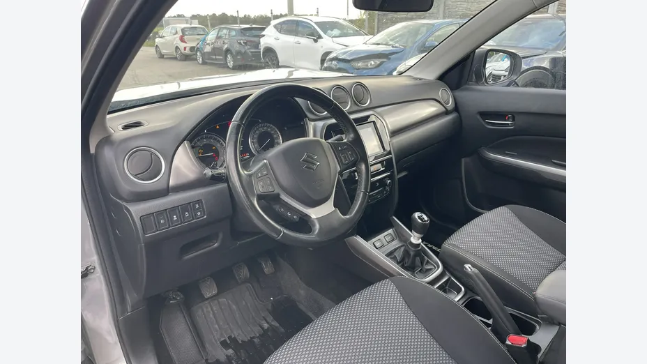 SUZUKI Vitara -