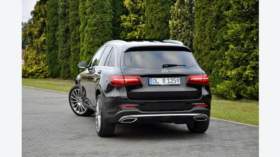 MERCEDES-BENZ GLC -