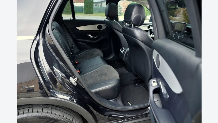 MERCEDES-BENZ GLC -