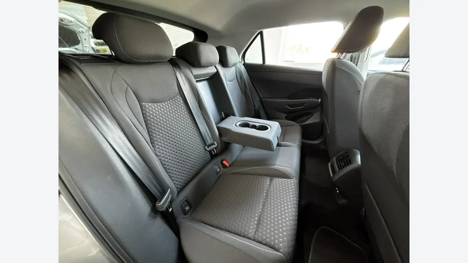 VOLKSWAGEN T-ROC -