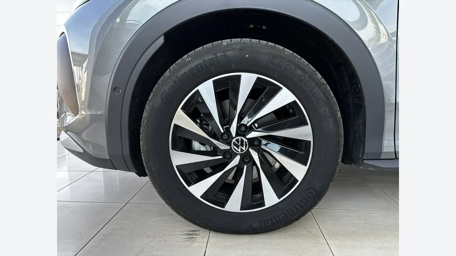 VOLKSWAGEN T-ROC -