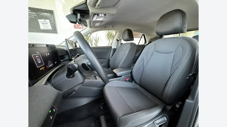 VOLKSWAGEN T-ROC -