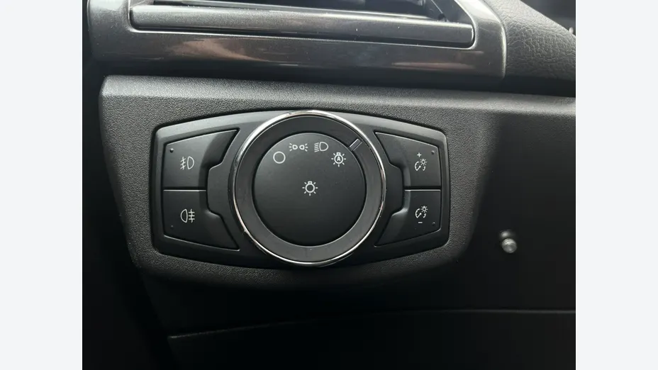 FORD Mondeo -
