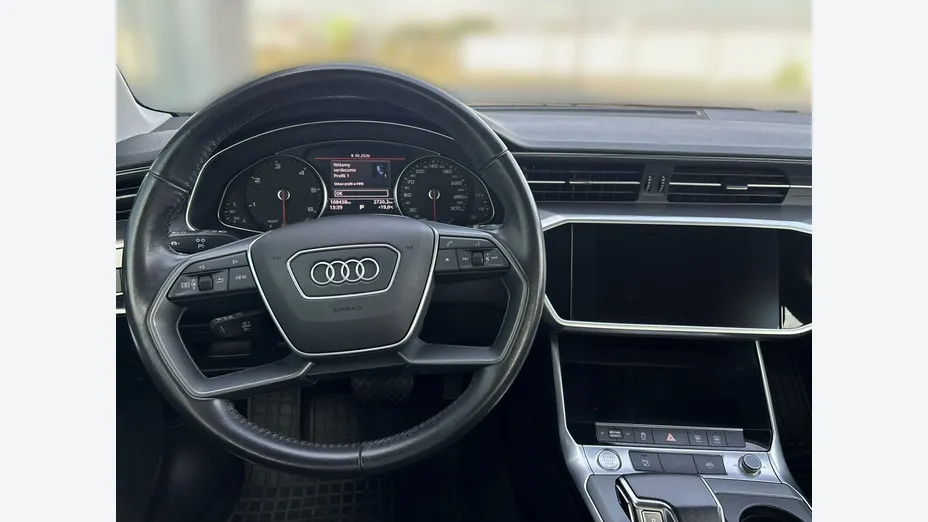 AUDI A6 -