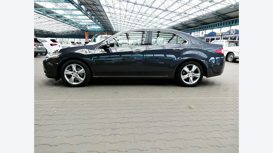 HONDA Accord -