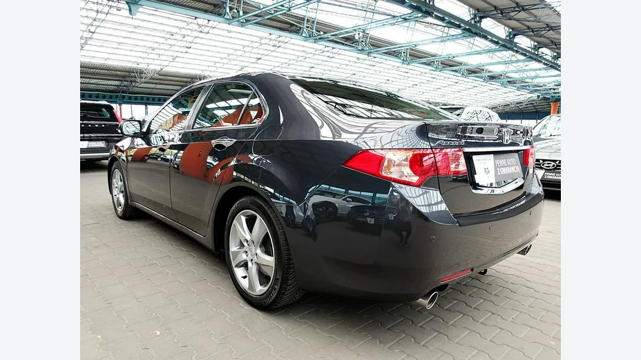 HONDA Accord -