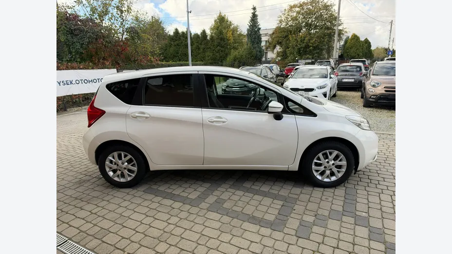 NISSAN Note -