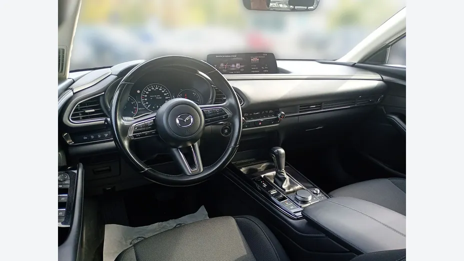 MAZDA CX-30 -