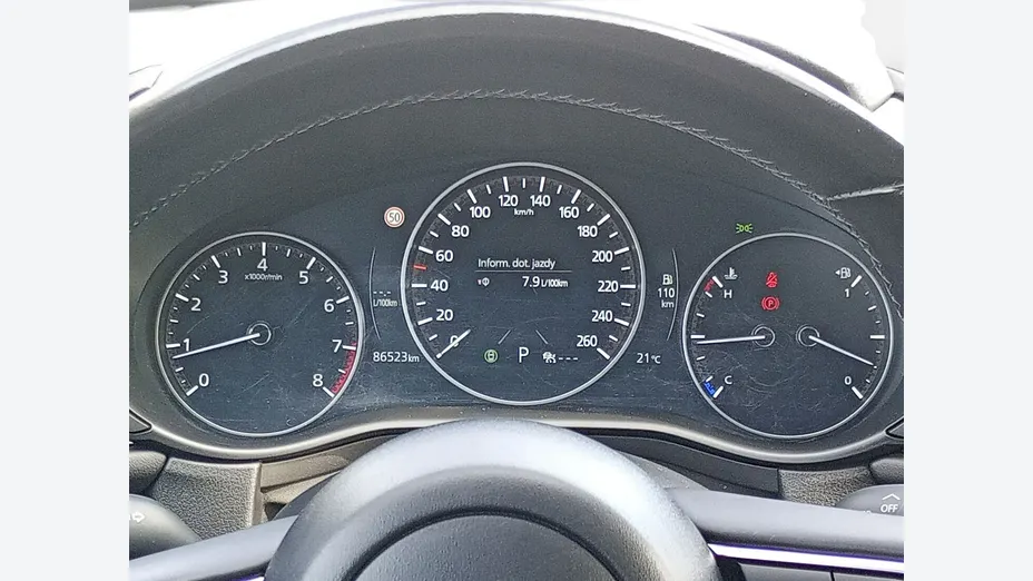 MAZDA CX-30 -