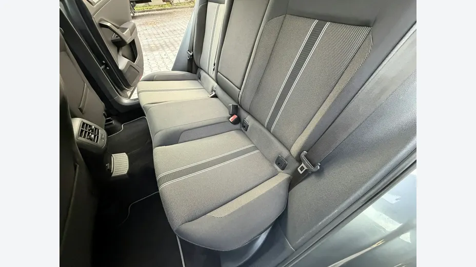 VOLKSWAGEN T-ROC -