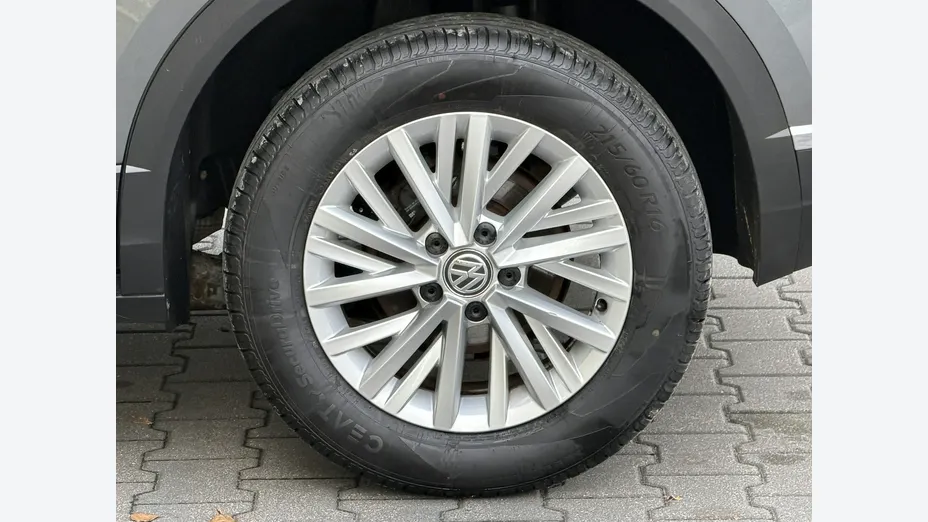 VOLKSWAGEN T-ROC -