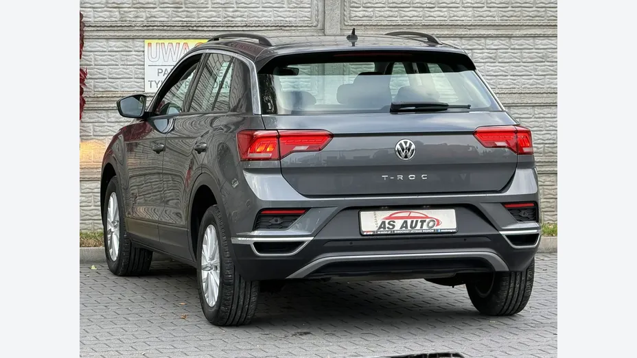 VOLKSWAGEN T-ROC -