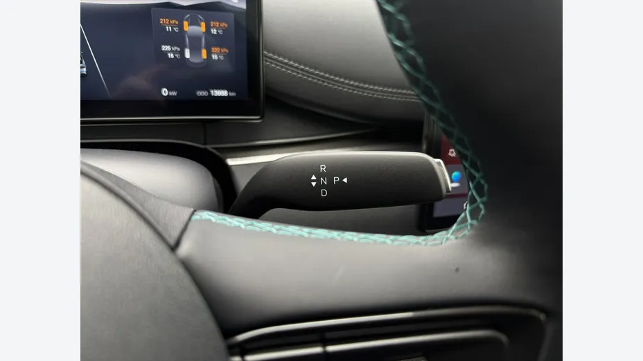 BYD Seal 6 -