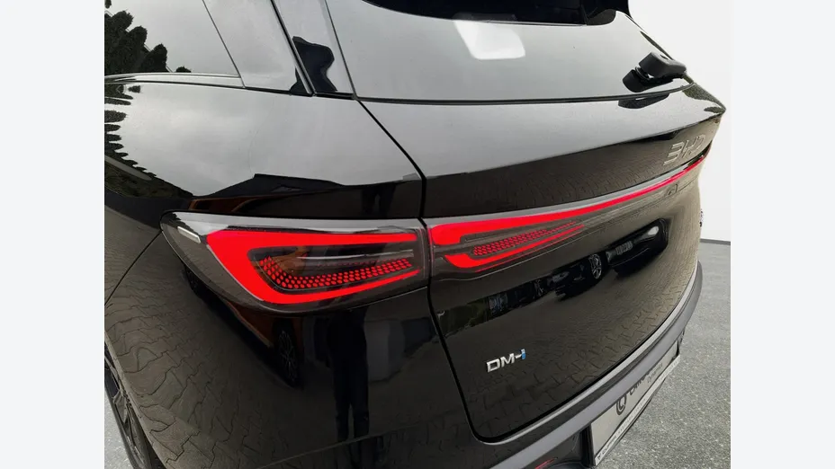 BYD Seal 6 -