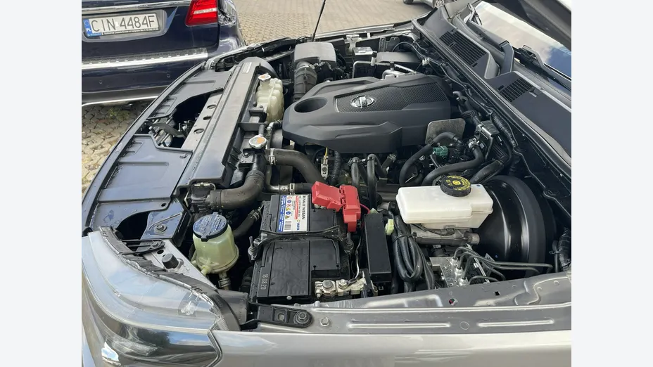 NISSAN Navara -