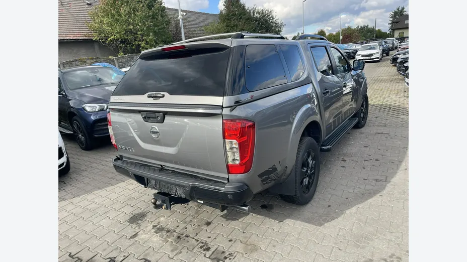 NISSAN Navara -