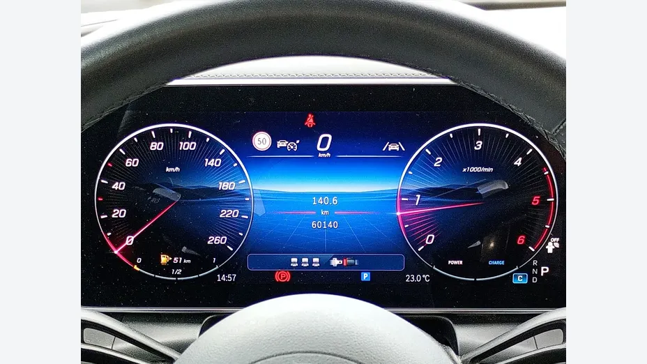 MERCEDES-BENZ GLC -