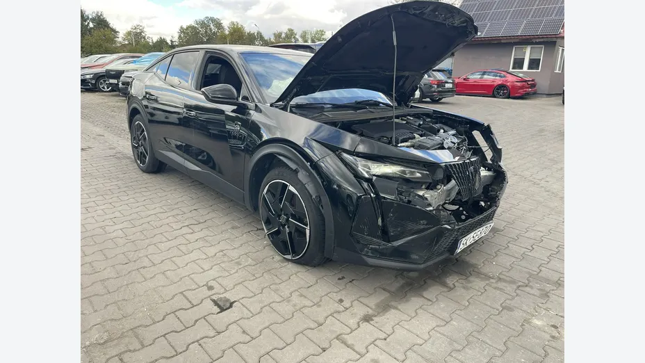 PEUGEOT 408 -
