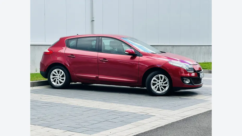 RENAULT Megane -