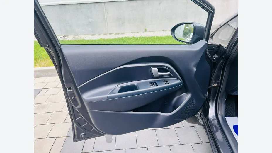 KIA Rio -