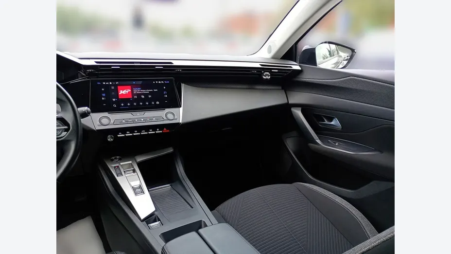 PEUGEOT 308 -