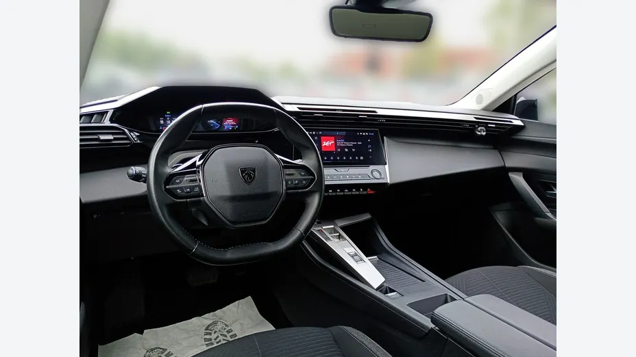 PEUGEOT 308 -
