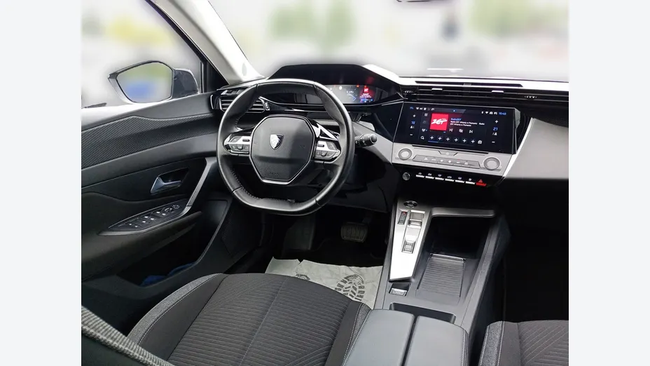 PEUGEOT 308 -
