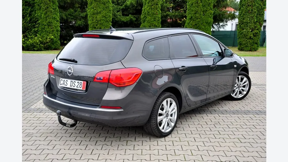 OPEL Astra -