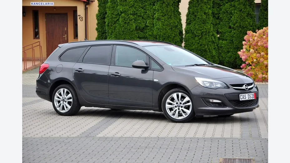 OPEL Astra -