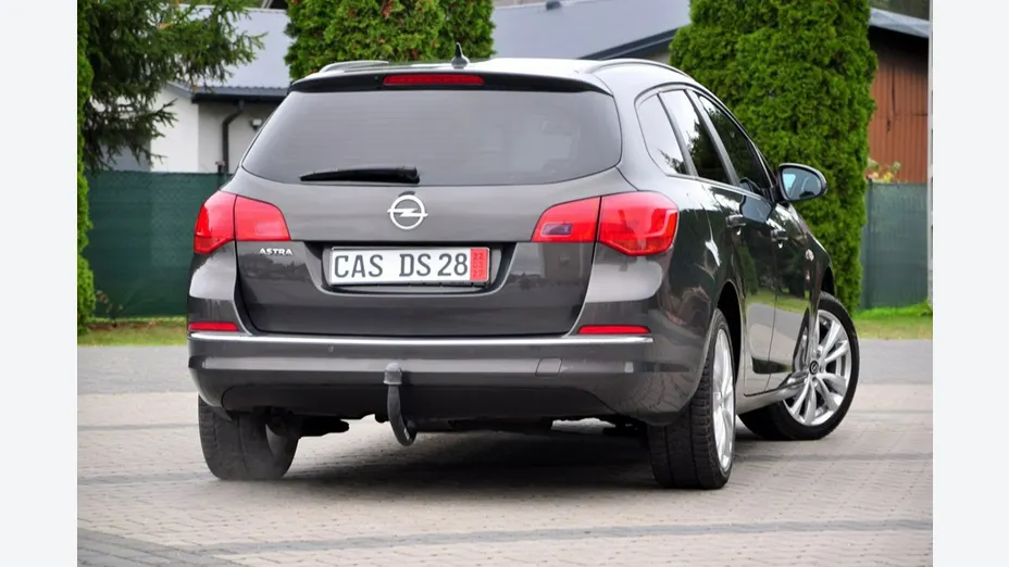 OPEL Astra -