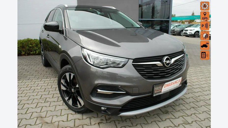 OPEL Grandland X -
