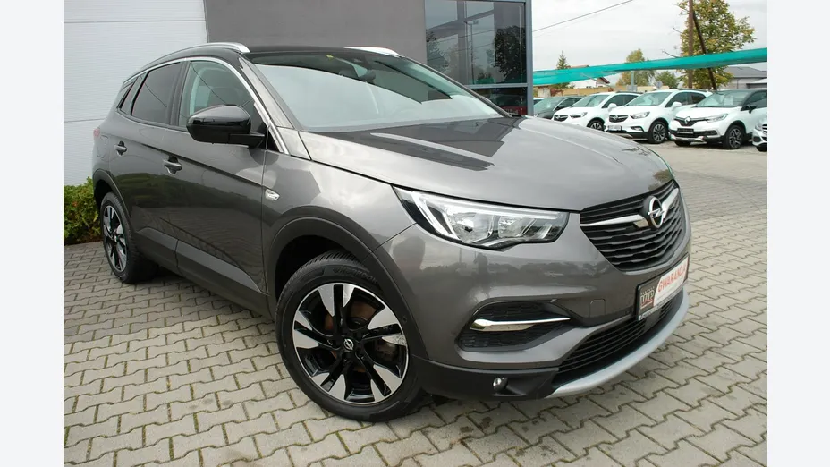 OPEL Grandland X -