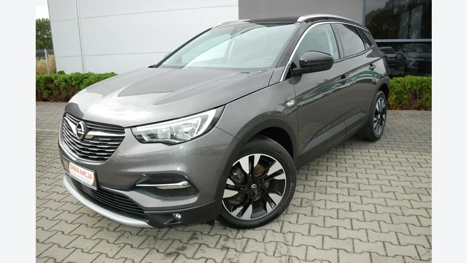 OPEL Grandland X -
