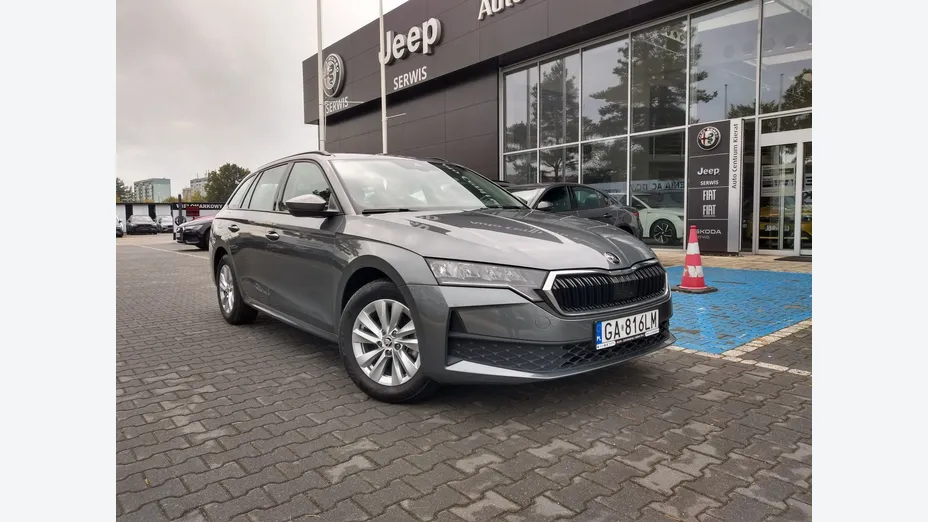 SKODA Octavia -