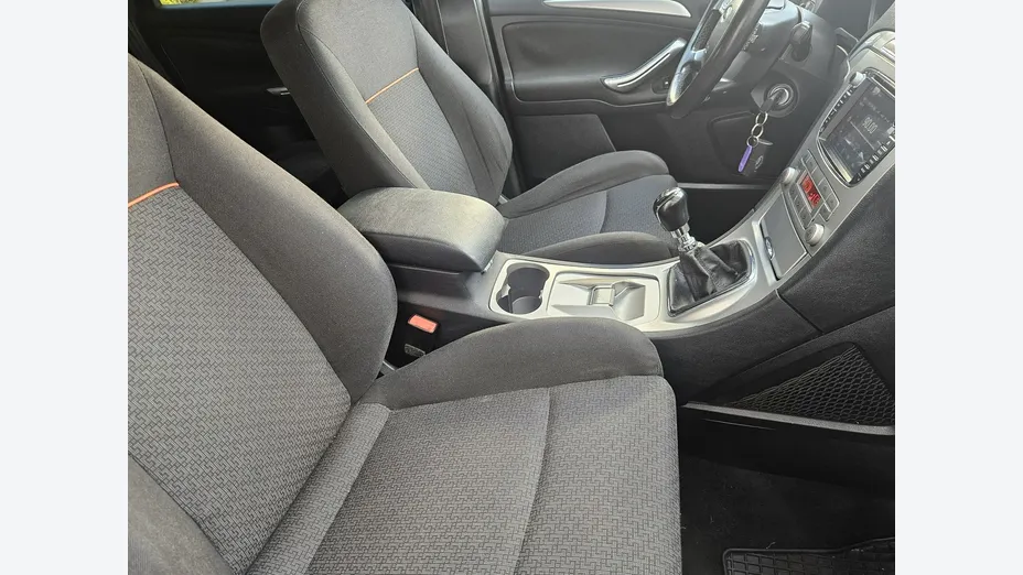 FORD S-MAX -