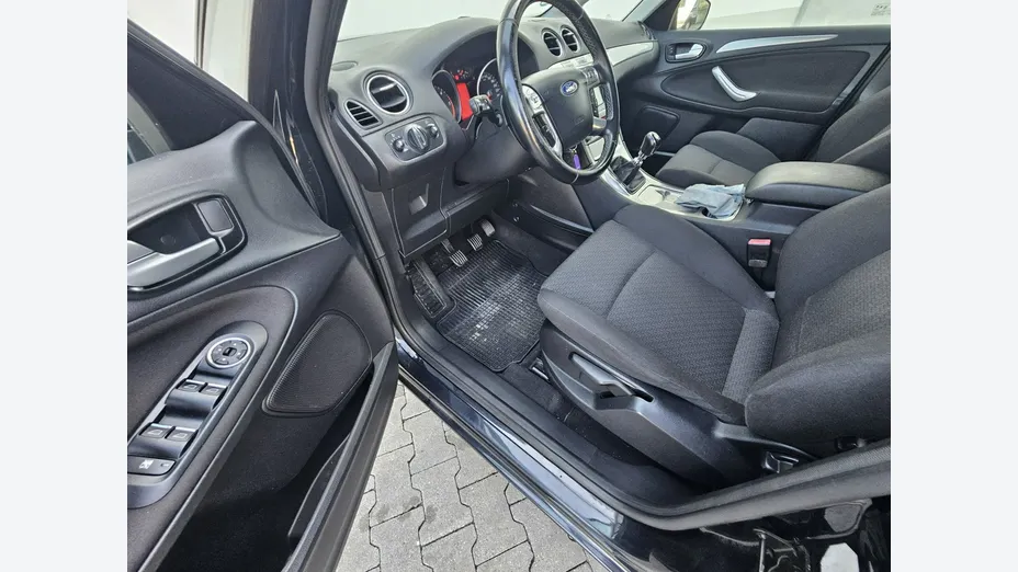 FORD S-MAX -