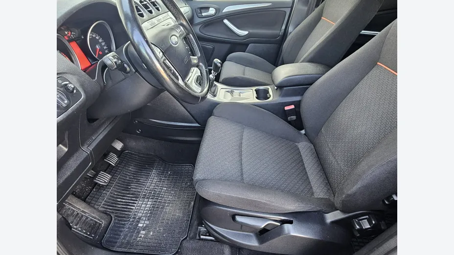FORD S-MAX -