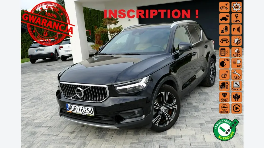VOLVO XC40 -