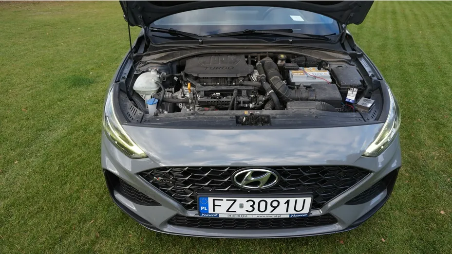 HYUNDAI i30 -
