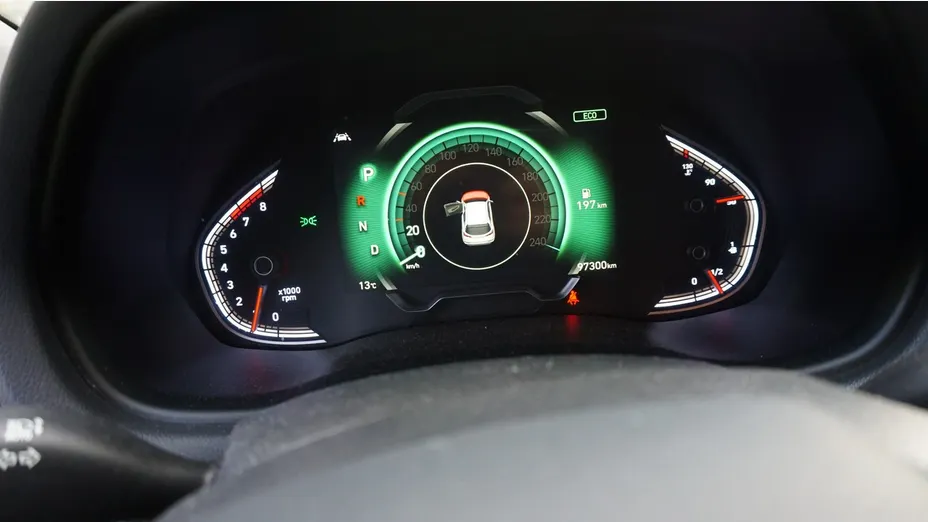HYUNDAI i30 -